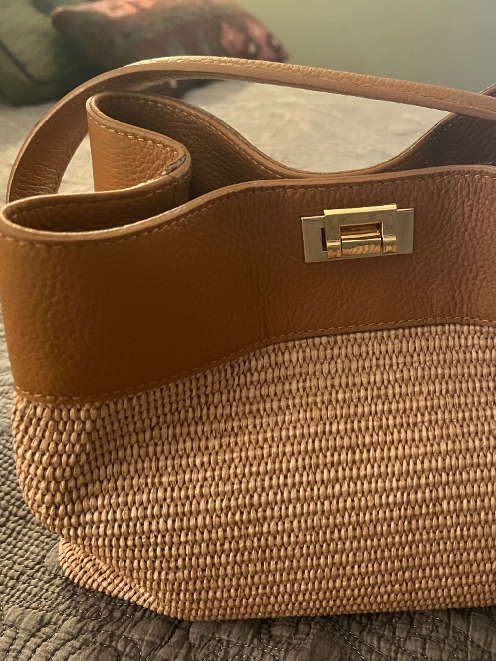 Italian NWOT Leather Raffia Bag w/ Gold Fold Over Clasp Top Handle w/ Xtra Strap